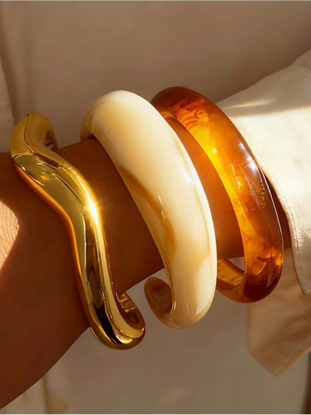 Stackable Gold, Cream & Amber Resin Bangle Bracelet Set - Women Jewelry